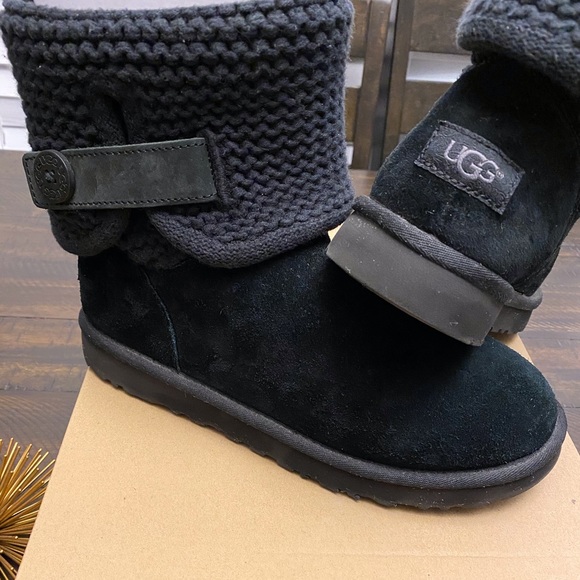ugg shaina size 8